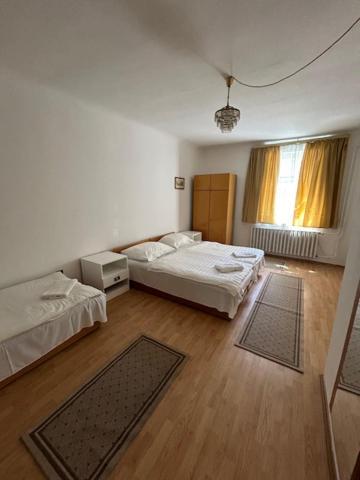 Corvin Panzio Bed & Breakfast Дьор Екстериор снимка